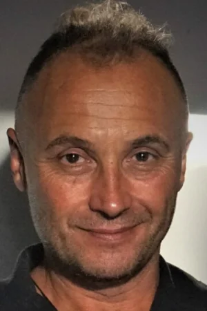 Майкл Беннетт