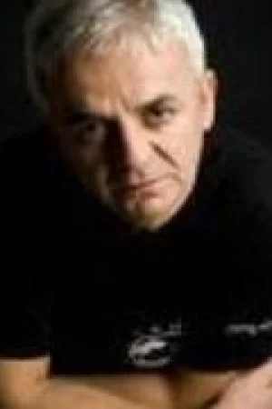 Зафер Алгёз