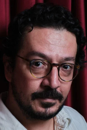 Толга Карачелик