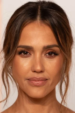 Джессика Альба