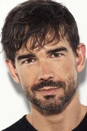 Кристофер Гора